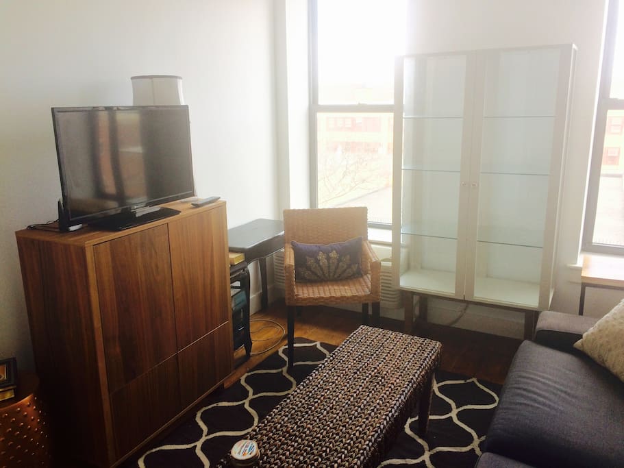 TV, dresser, desk area access.