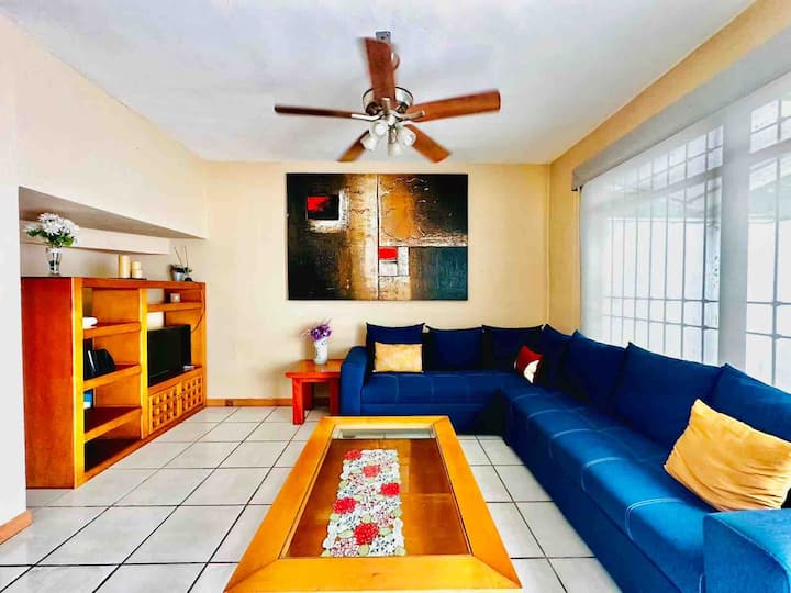 غرفة المعيشة