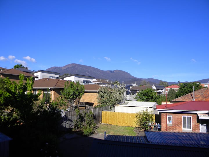 Apartment 3 New Town Apartments for Rent in New Town, Tasmania