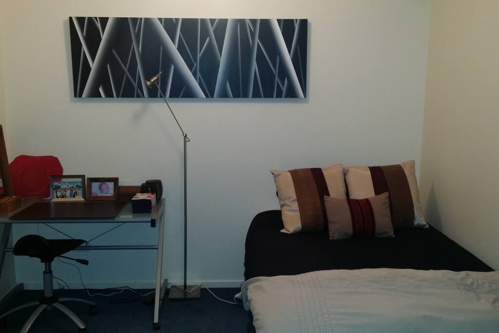 Bedroom 2, king single bed. Suitable for 1 person, and only available as an additional room for guests who boook room 1.