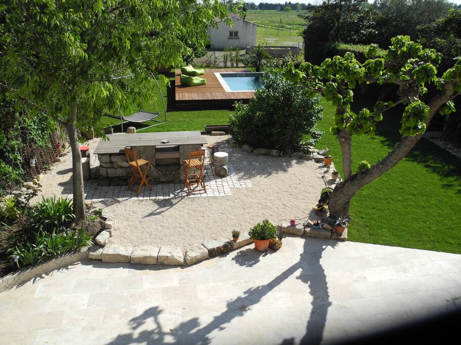 Piscine et jardin 1250m2