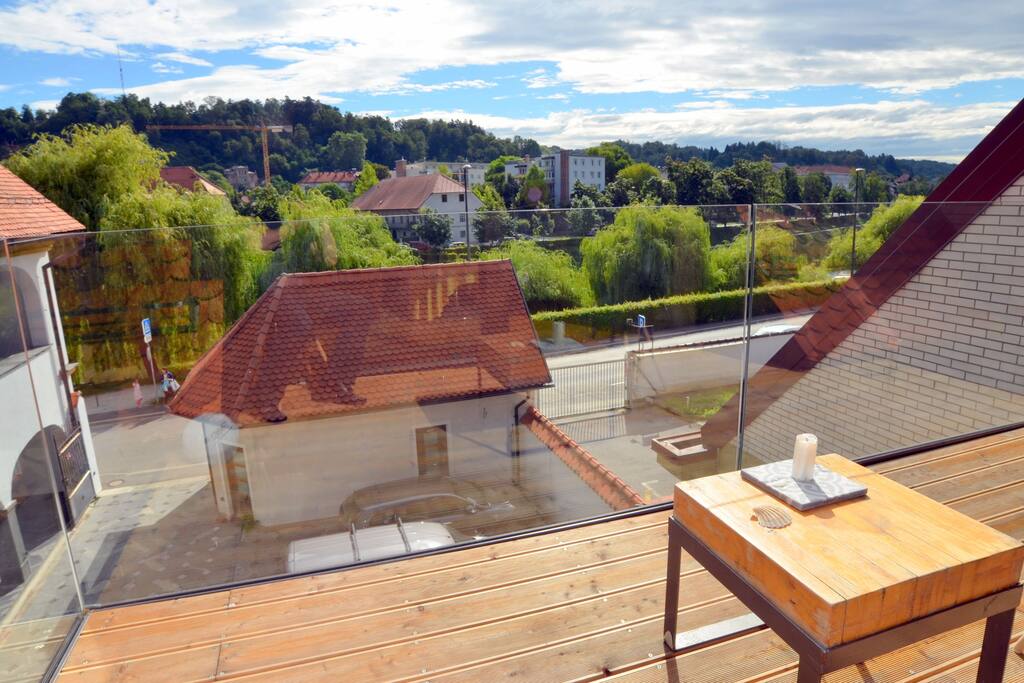 Balcony and two free parking spaces