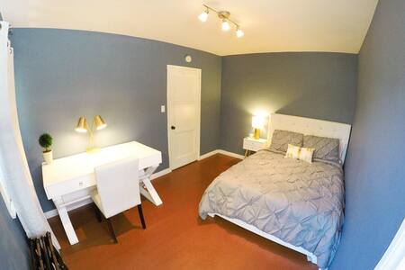 Cozy Room near Universal Studios...