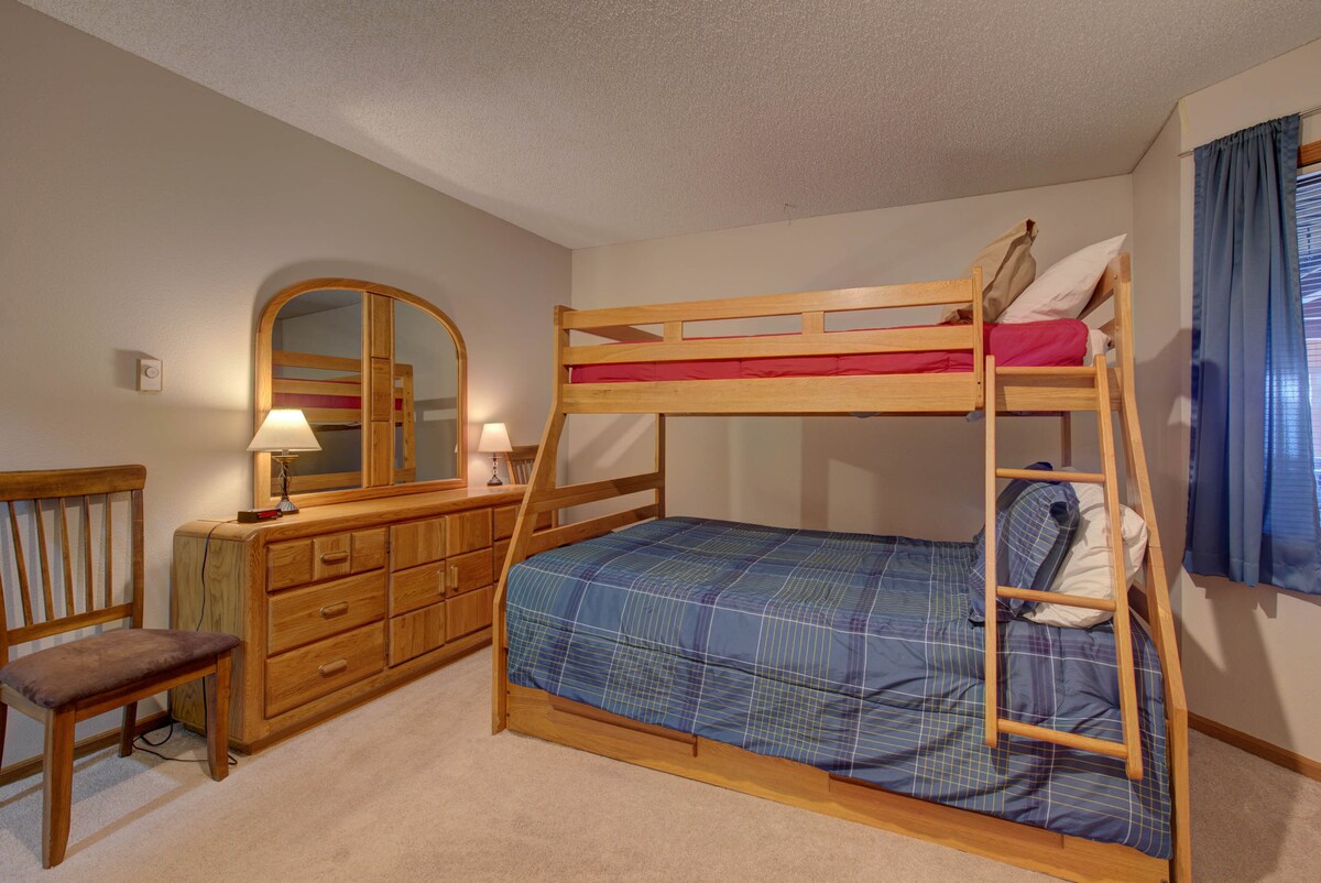 غرفة نوم الضيوف