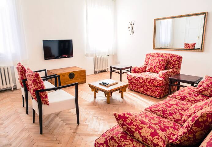 Big apartment&big terrace in the center of Venice gallery image 2