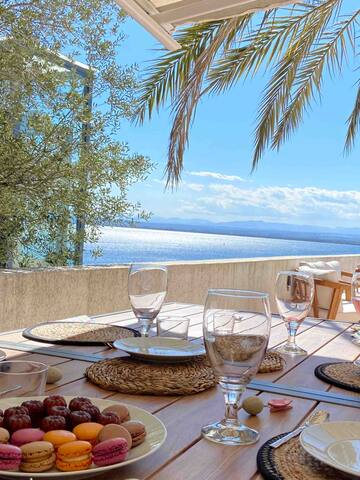 Nouveau : Villa vue incroyable proche de la plage gallery image 4