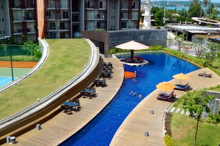 Clean Comfy Resort Apt, Fast WIFI, Kitchen, Washer