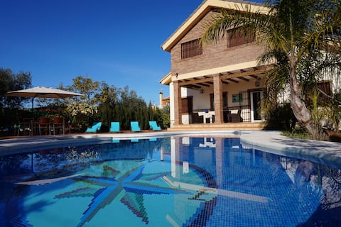 Villa Jorge, with private heated pool
