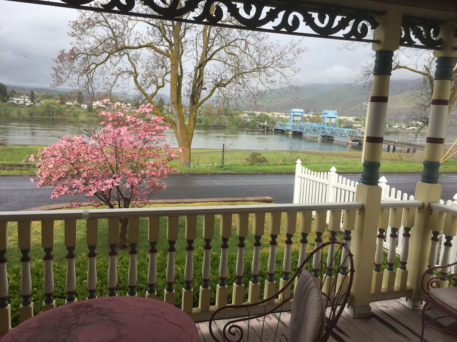 Daytime picture from the front porch a great place to sit and have coffee in the morning or wine in the evening!