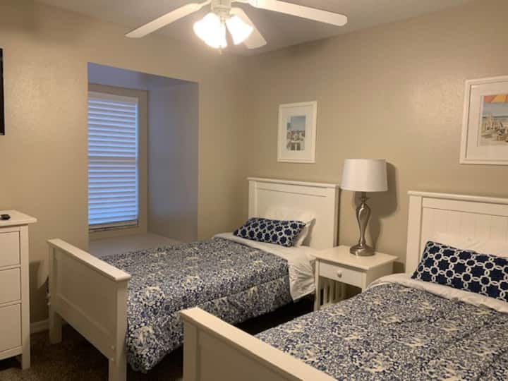 Twee eenpersoonsbedden