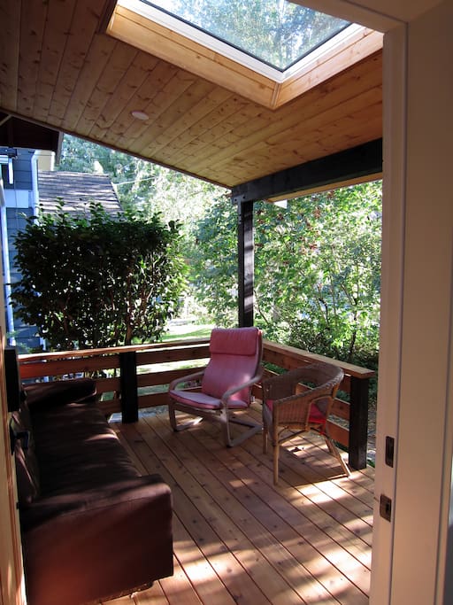 Spacious covered deck to enjoy the hot or rainy days