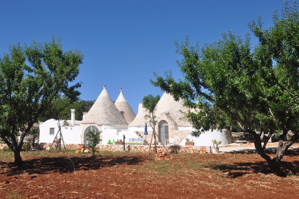 Trulli Elia