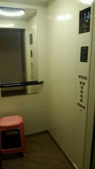 Lift Cabin