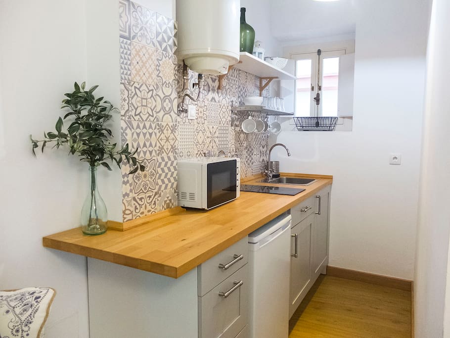 Esta es la cocina donde encontrarás todo lo necesario para sentirte como en casa!