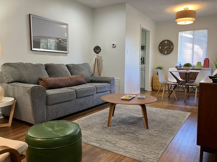 3br Clean & Cozy | Fenced 3 Car Backyard Parking ! - Jackson, MS