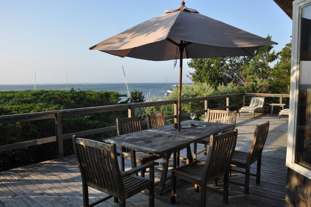 Front deck