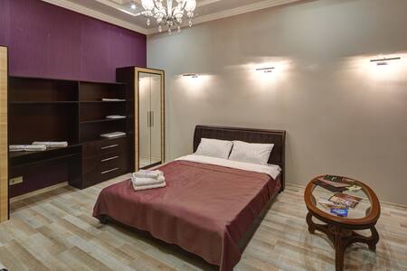 1 хв ходу до Оперного театру!Пл. Ринок!Люкс Клас!