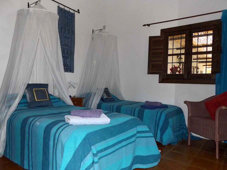 Twin bedroom .