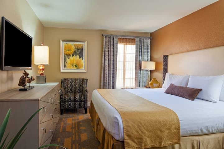 غرفة النوم 1