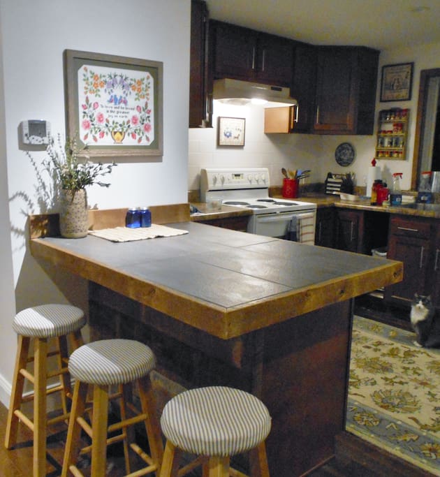 Kitchen island