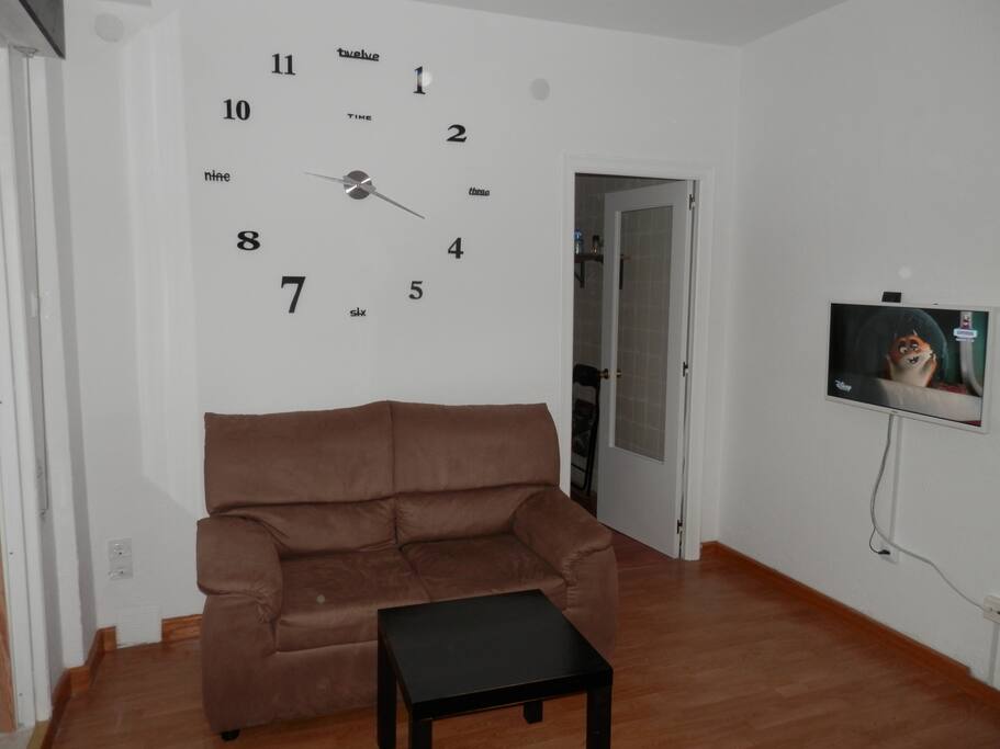 Dormitorio-Salón.
Living & bed room.