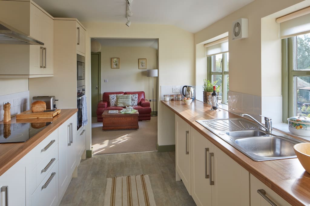 Spacious fully equipped kitchen
