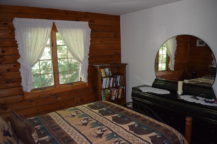 غرفة نوم ثانية