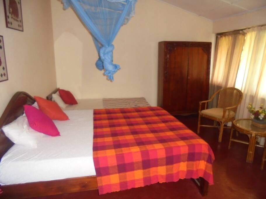 Triple Bed Room