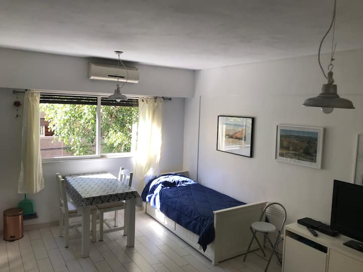 1-ადგილიანი საწოლი 