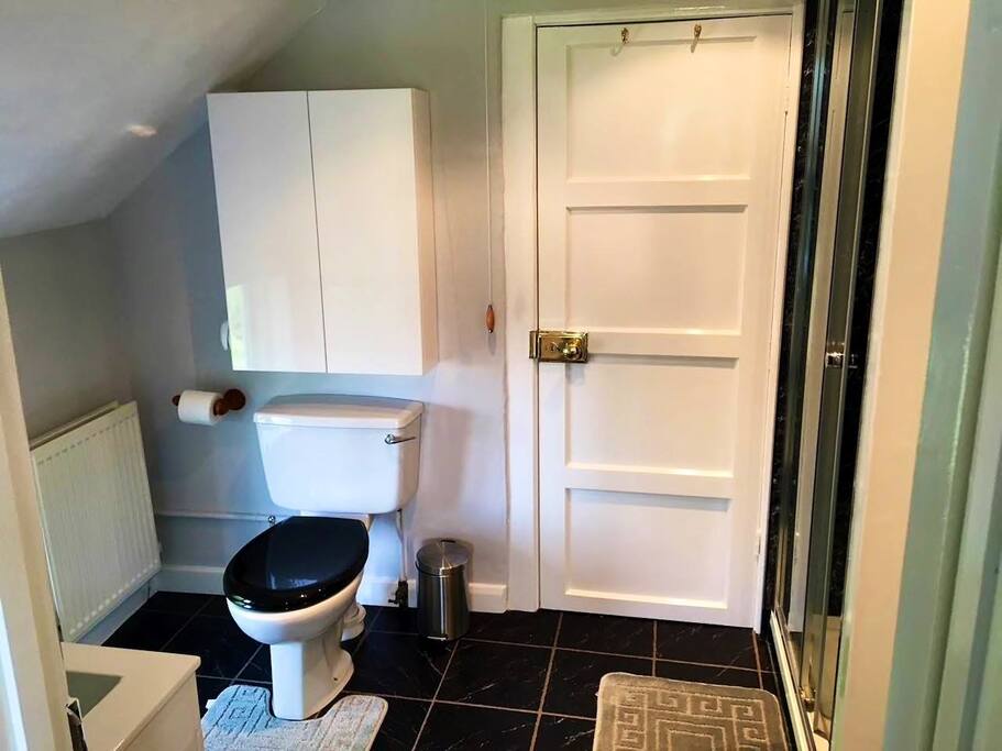 En Suite bathroom
