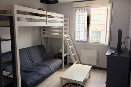 Studio La Rochelle, Minimes