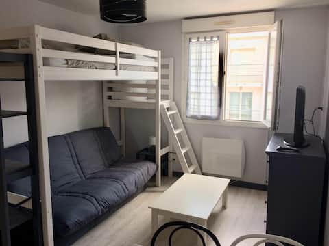 Studio La Rochelle, Minimes