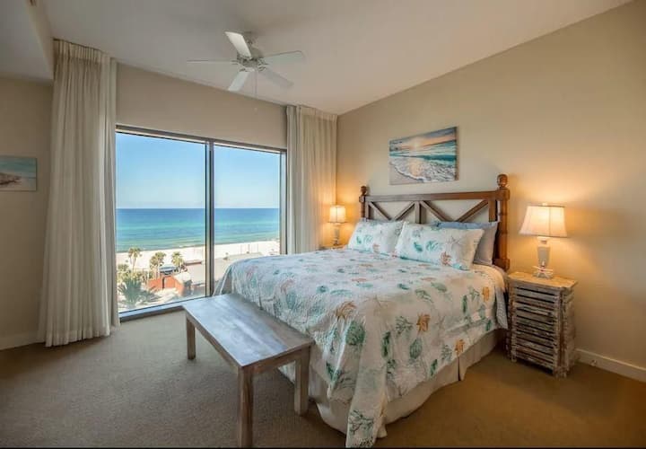 Wake up to this wonderful view every morning! Just across the street is Sharkey's restaurant and the beach.