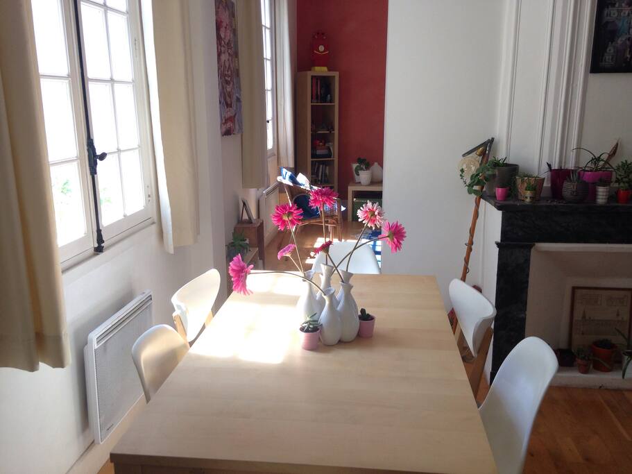 Salle à manger et cuisine