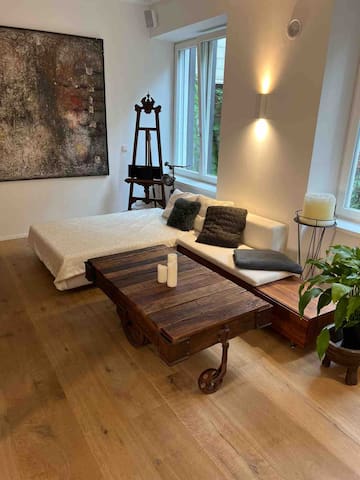 Central Luxury Loft 160qm gallery image 2