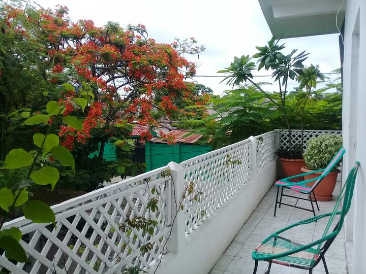 Townhouse in Flores · ★4.59 · 2 bedrooms · 5 beds · 2 baths
