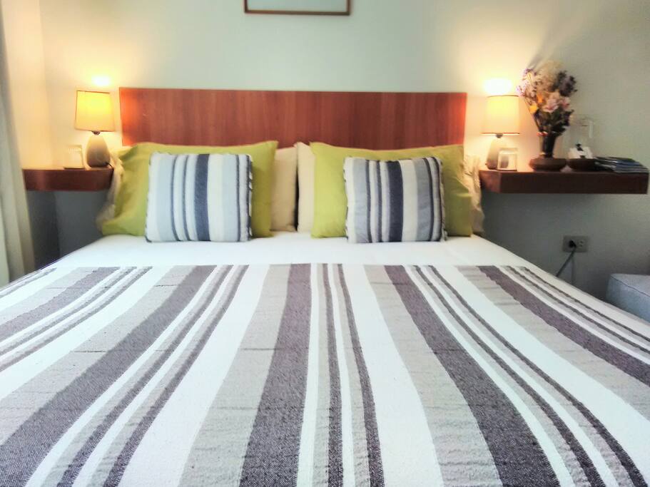 Room 2
Habitación 2