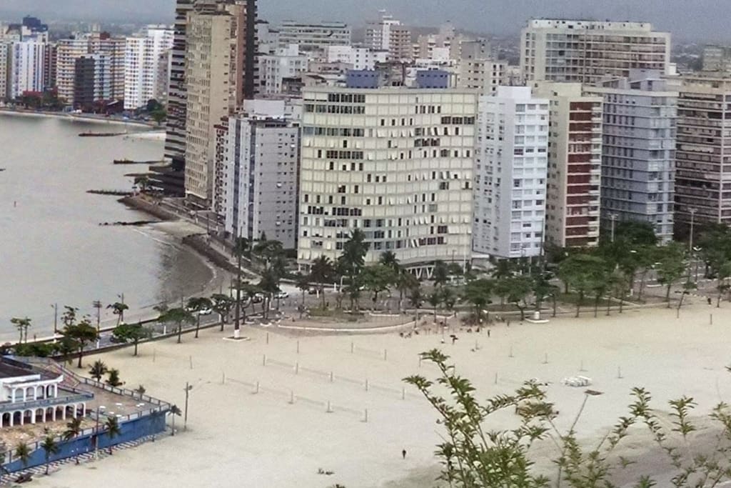 Praia do Itararé Vista da Ilha