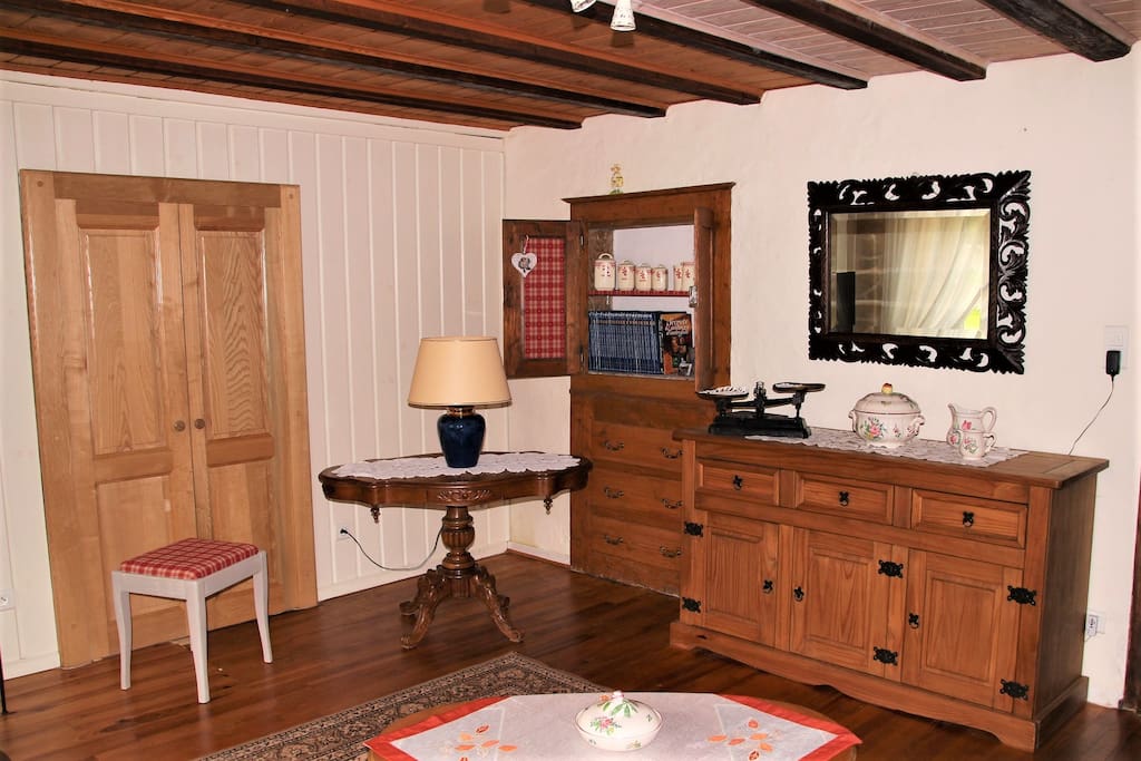 Salon cosy (suite 1)