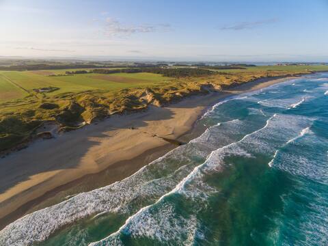 High standard holiday home. Drilling beach.