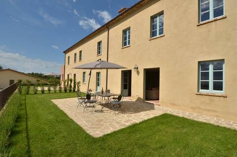 Apartment Olivo - 3 bedroom apartment in Tuscany