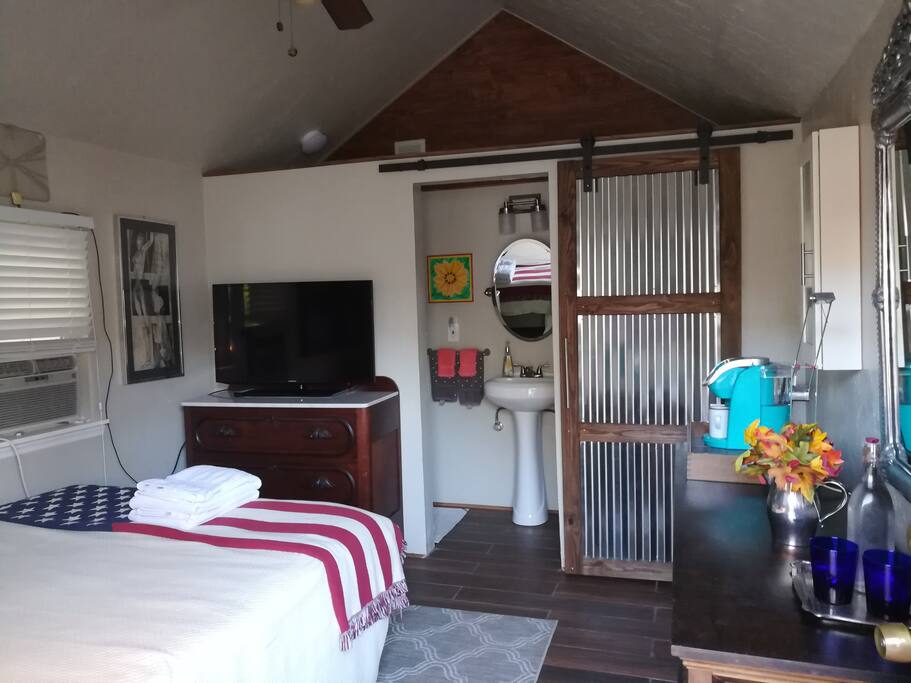 The inside of our tiny cottage!!!!