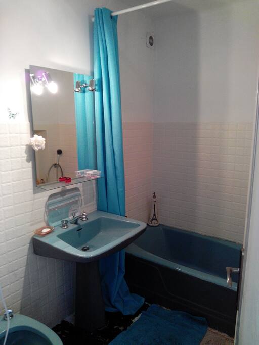 Salle de bain confortable