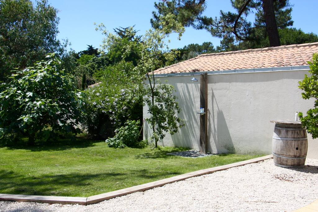 douche extérieure