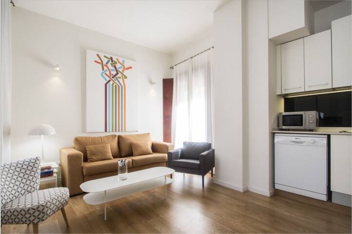 Valencia Luxury – Boutique Redonda Deluxe R13 gallery image 4