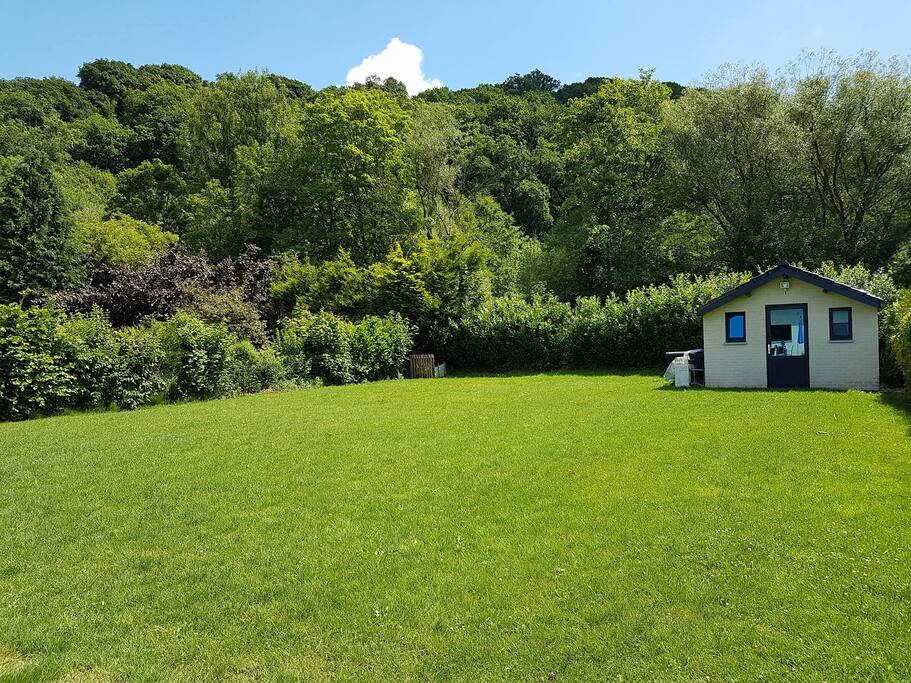 Jardin d'un espace de 45m sur 18 de large