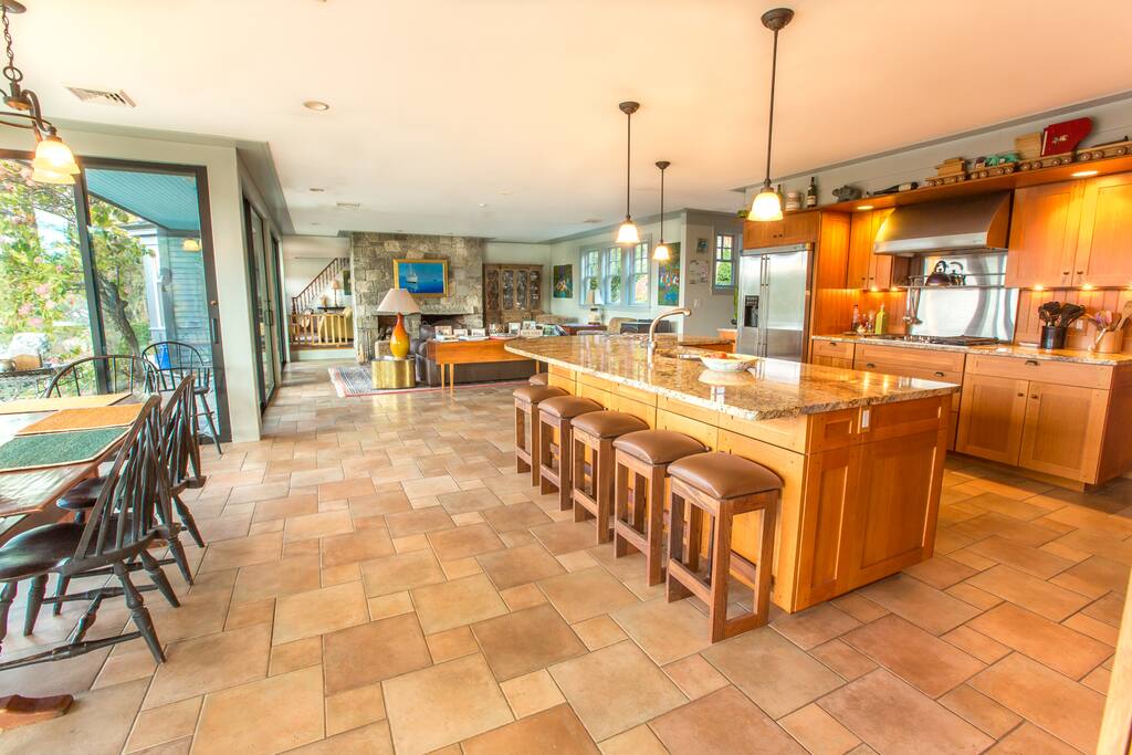 Breakfast area.. Optional