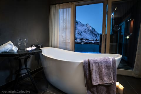 Lofoten Panorama, Ballstad, with a touch of luxury