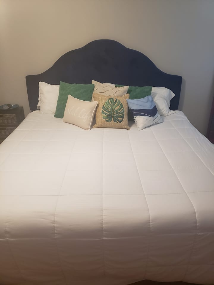 #1 DORMITORIO - CAMA TAMAÑO KING