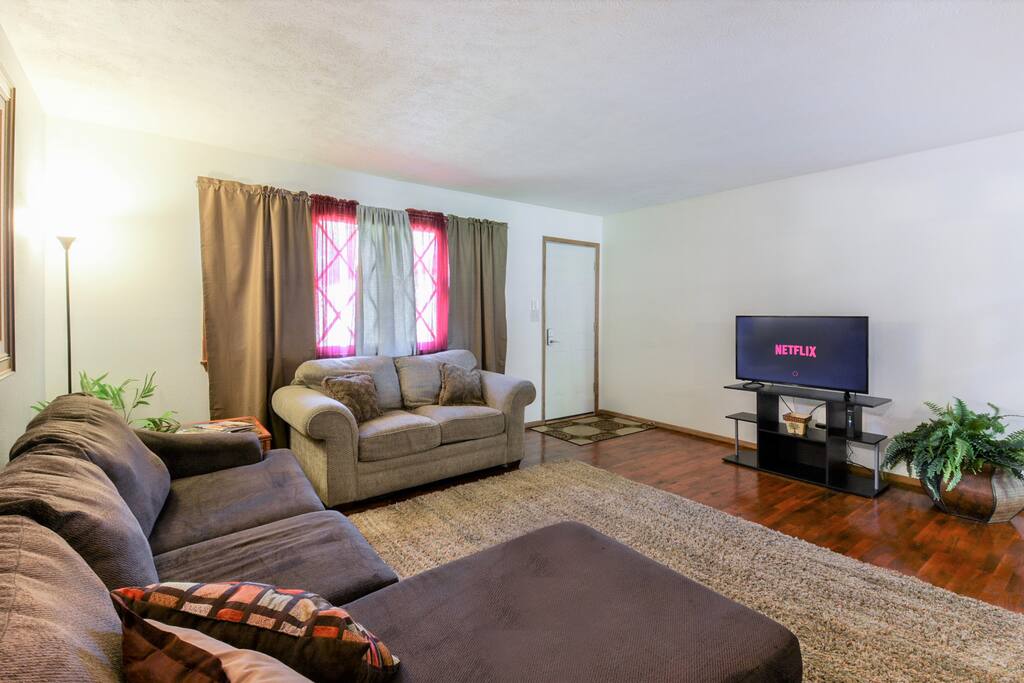 Relax in style in the living room while watching NETFLIX, YOUTUBE, or basic cable and local channels.